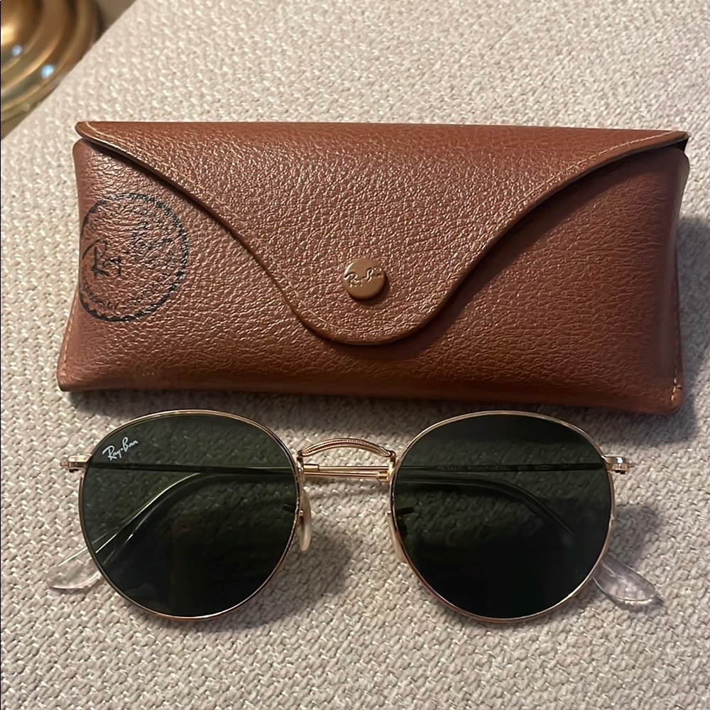 Ray-Ban Round Metal Sunglasses